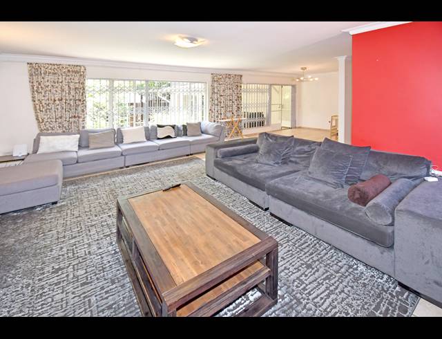 4 BEDROOM TOWNHOUSE FOR SALE IN ATHOLL